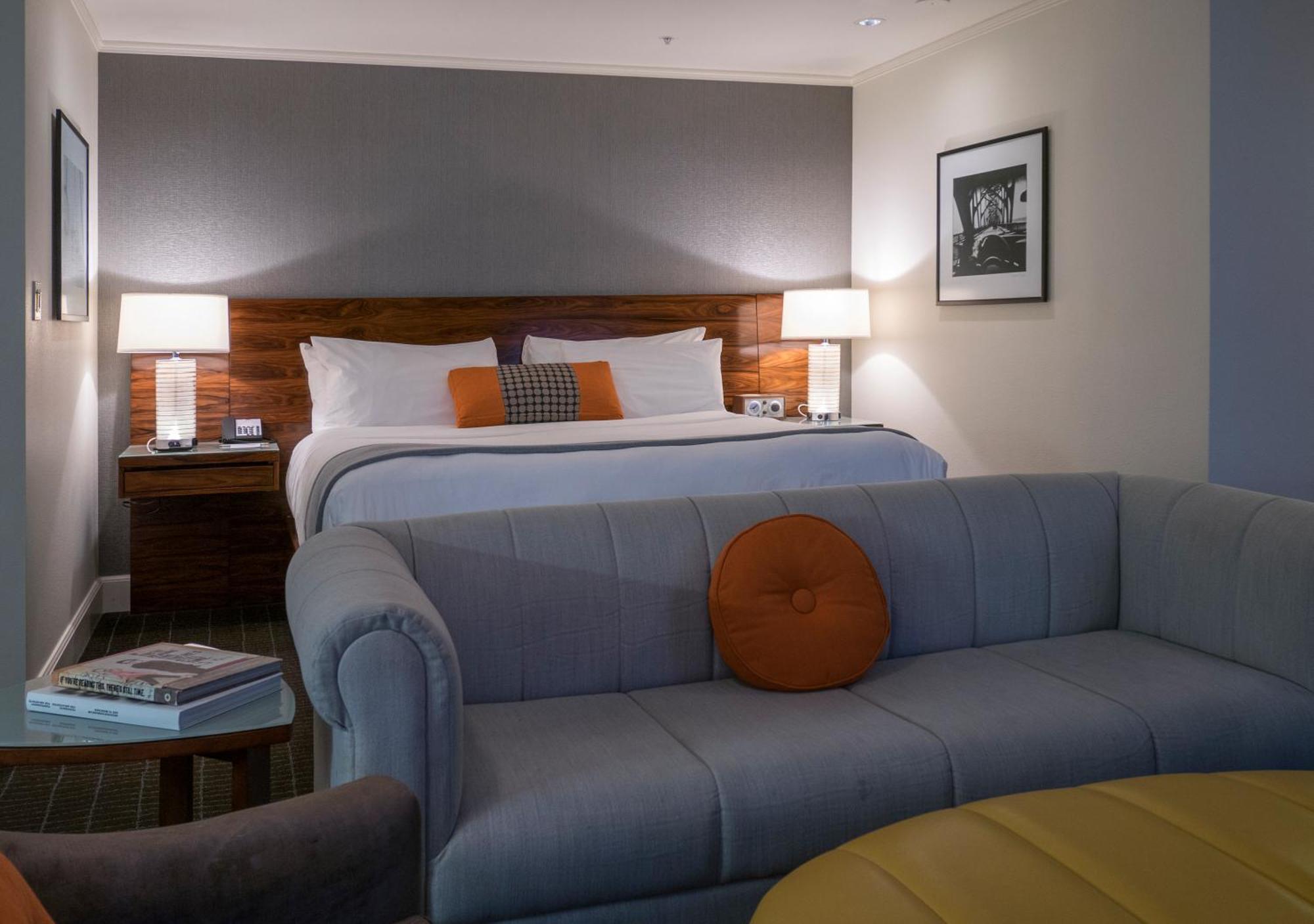 Junior Suite,1531597288:JPEG