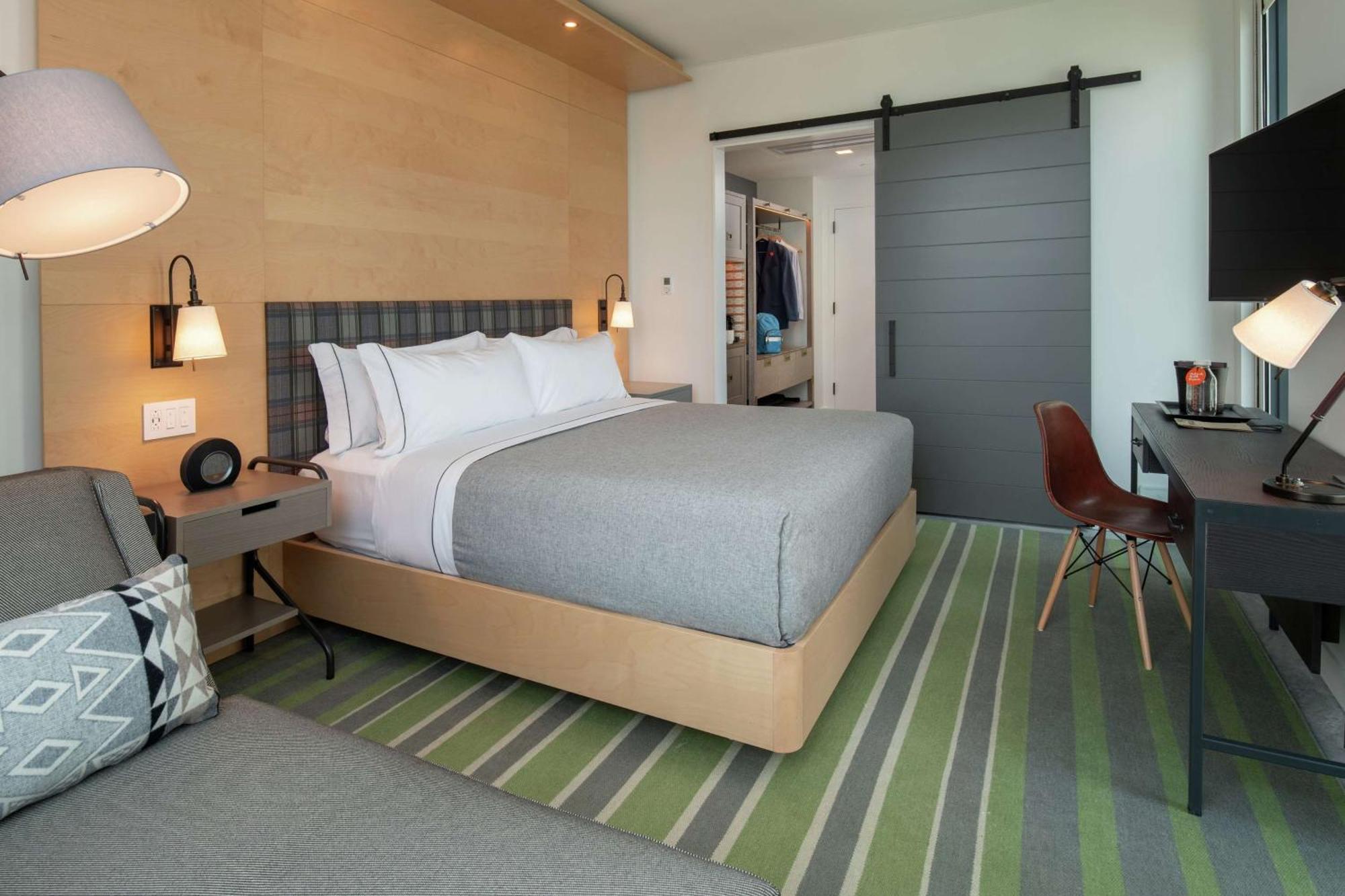 King Room