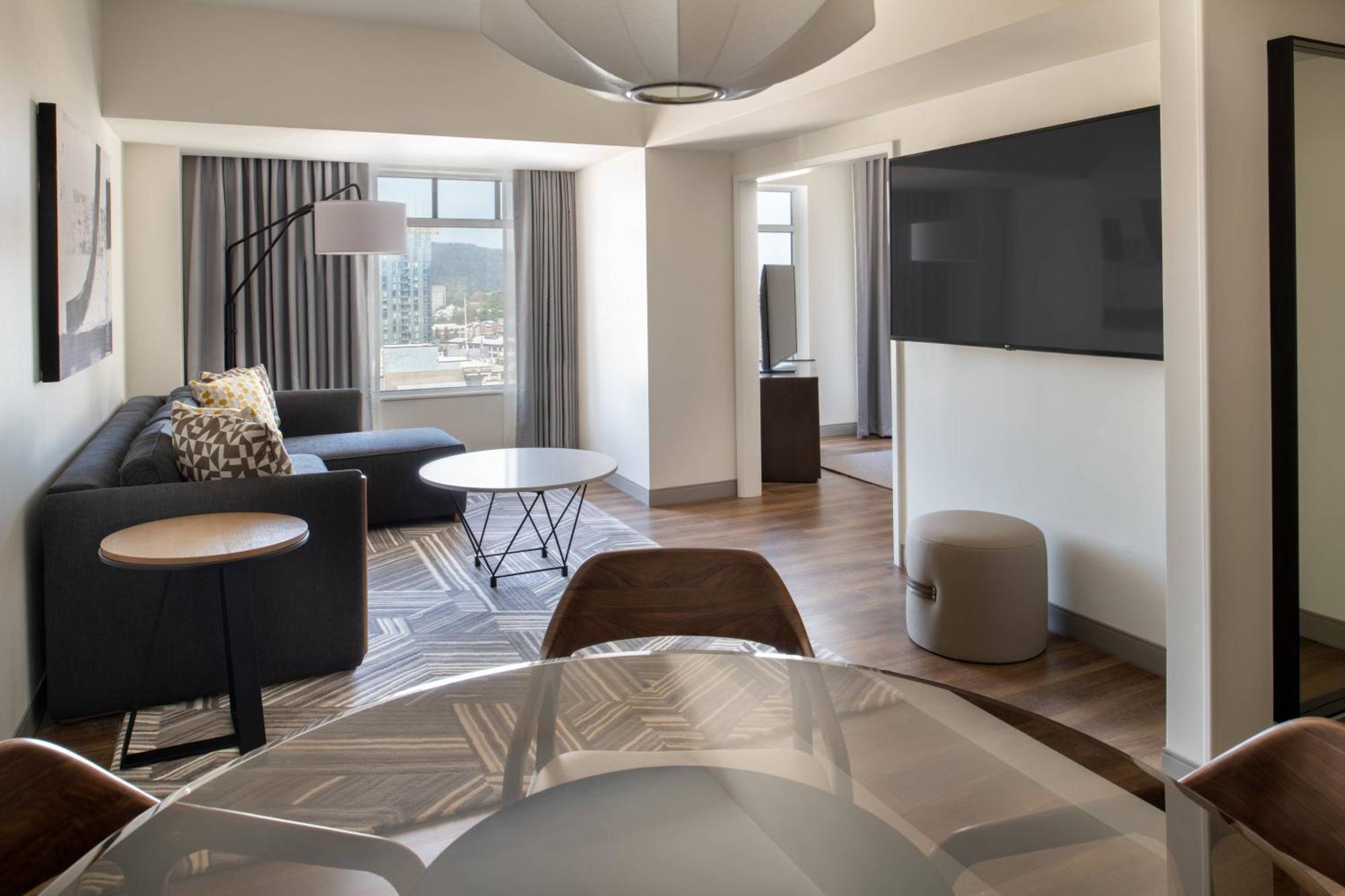 One-Bedroom Suite,1552030198:JPEG