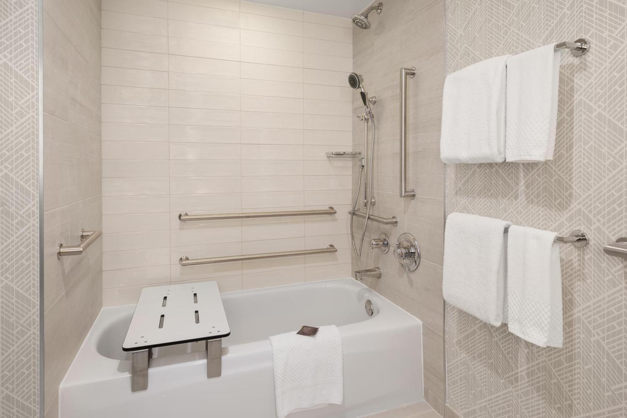 King Room Mobility Access or Non-Smoking