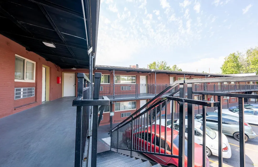 Banfield Studios By Oyo Portland Or-1