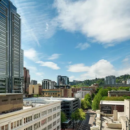 Moxy Portland Downtown-3