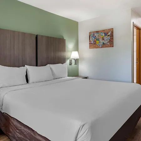 Econo Lodge Portland Airport-2