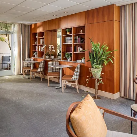 Park Lane Suites & Inn-2
