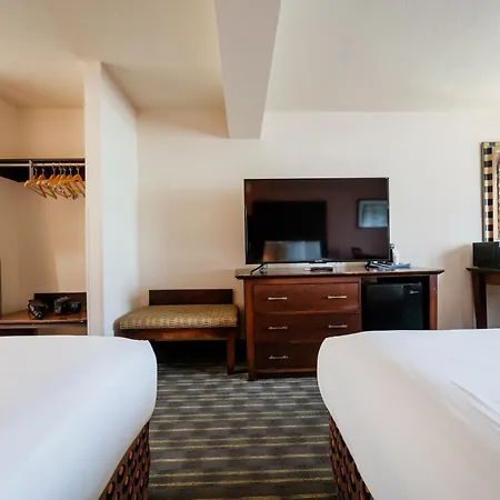 District Hotel By Oyo Portland Convention Center-2