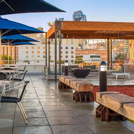 Hampton Inn And Suites By Hilton Portland-Pearl District-2