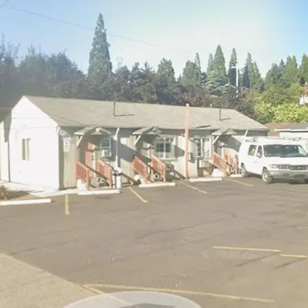 Madison Suites Motel-3