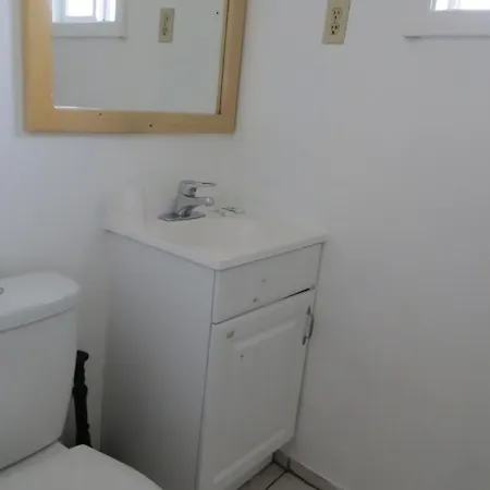 Madison Suites Motel-2