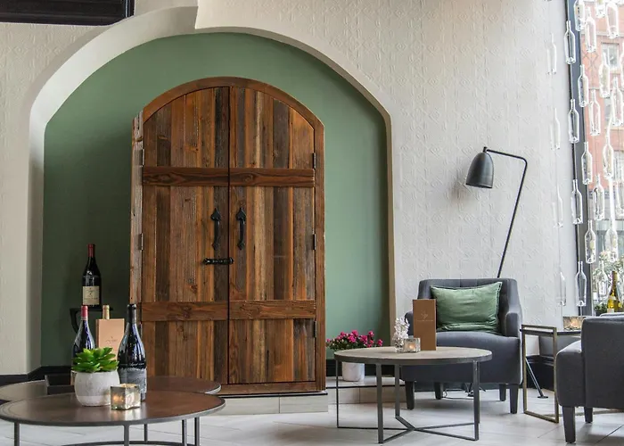 Hotel Lucia Portland